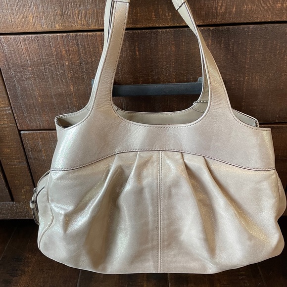 Coach Purse - Picture 4 of 9